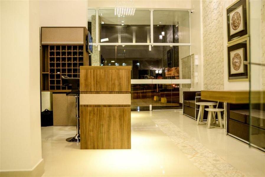 מניואסו Grand Cafe Hotel מראה חיצוני תמונה