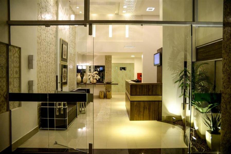 מניואסו Grand Cafe Hotel מראה חיצוני תמונה